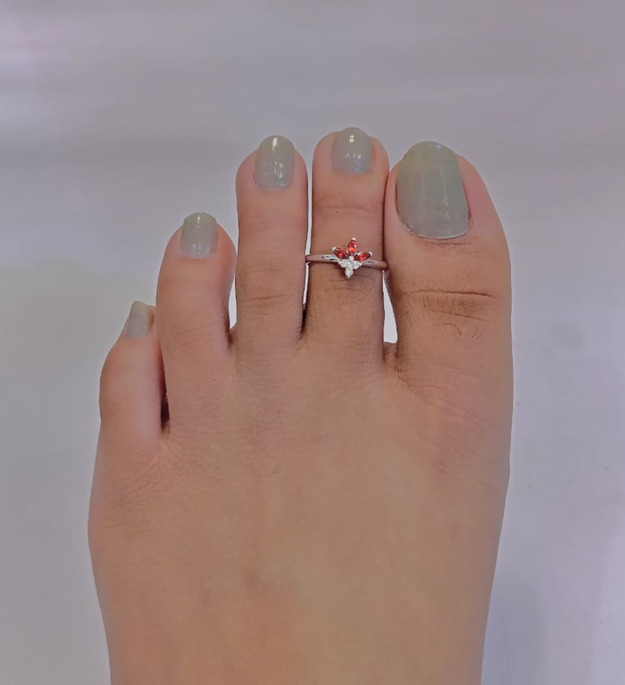 Silver Radiant Flower Toe Rings
