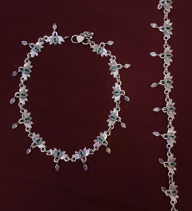 Green Lotus Anklet