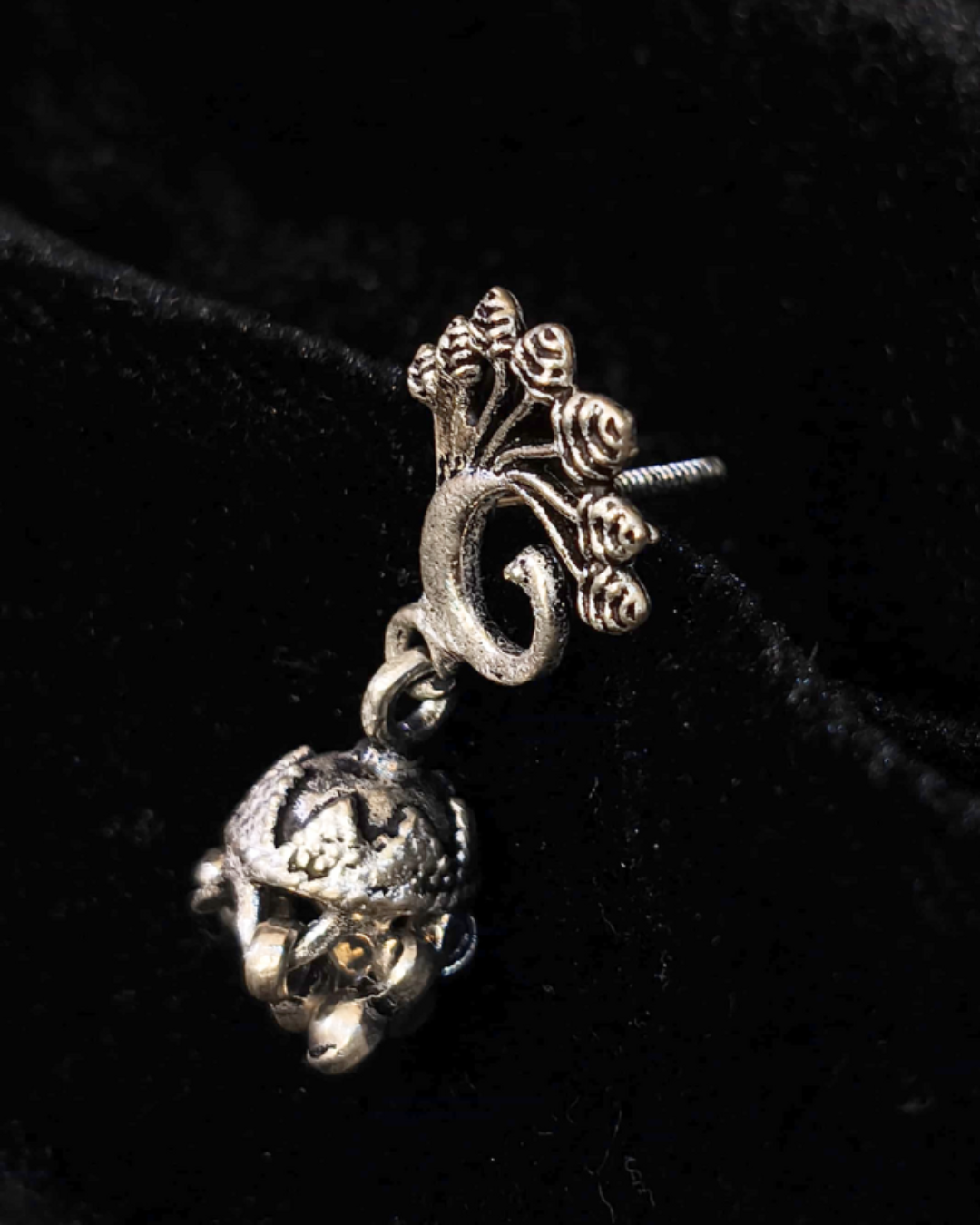 Roots Jhumki ER