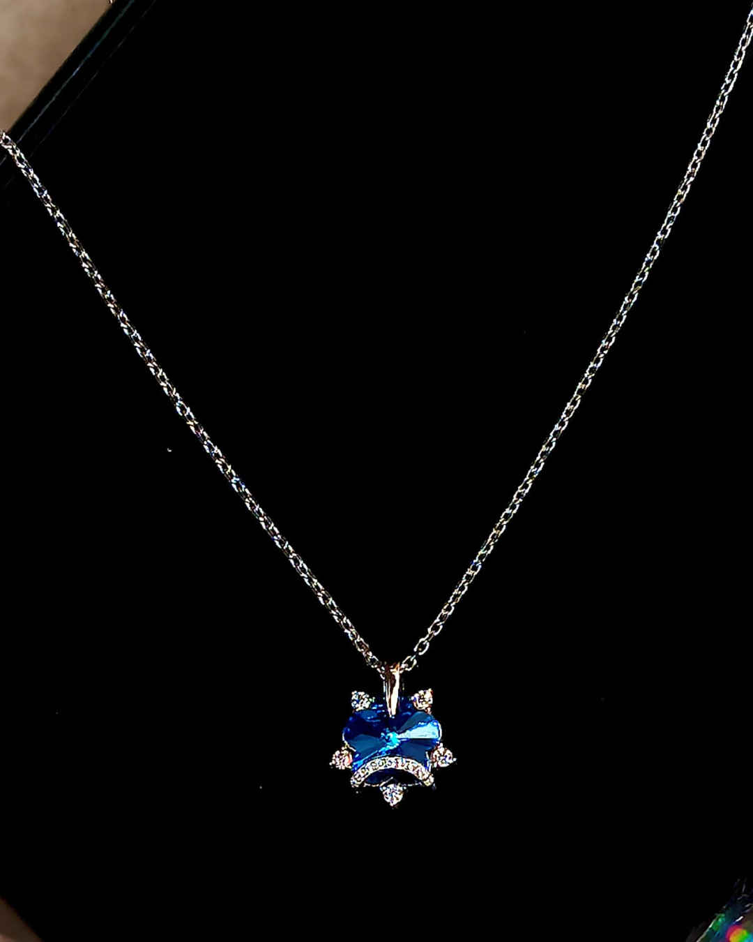 Blue Blossom Solitaire Chain