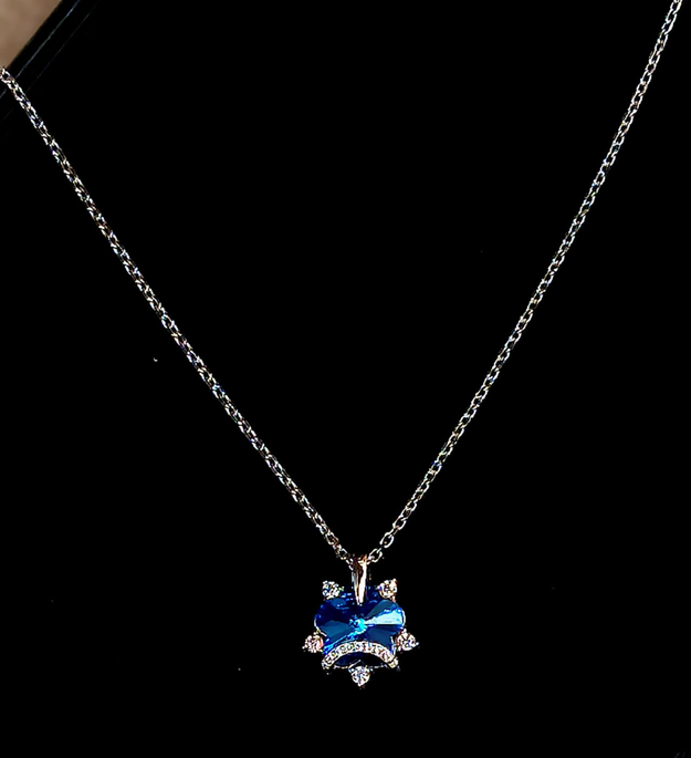 Blue Blossom Solitaire Chain