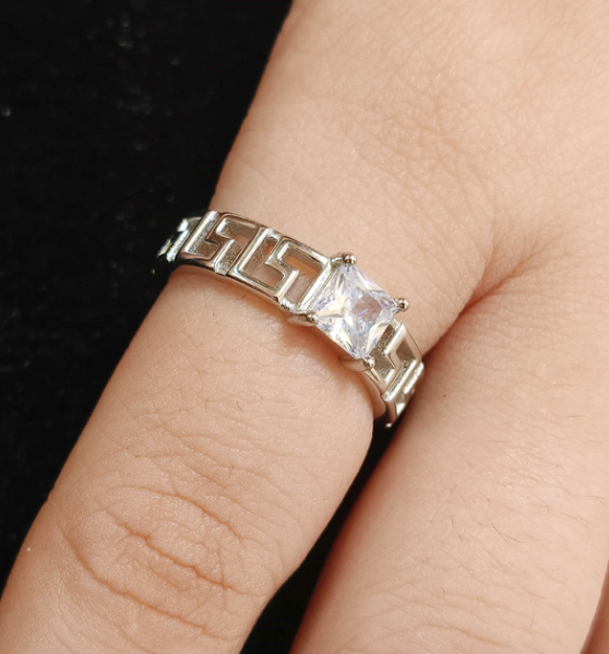 Eternal Solitaire Ring