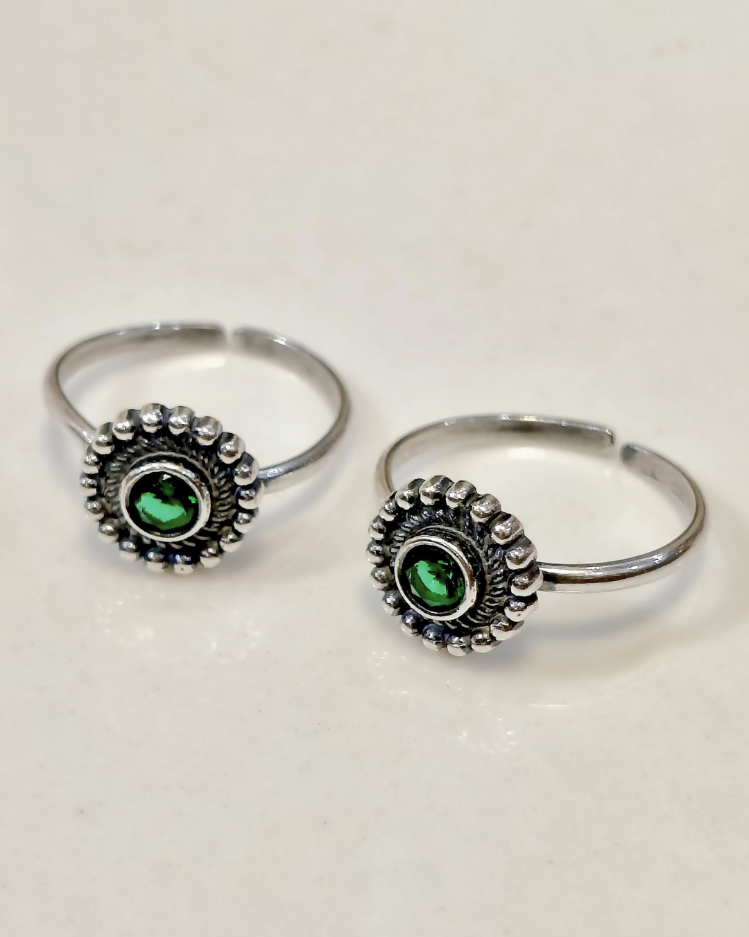 Emerald Toe Ring